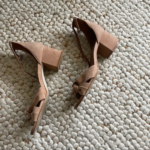 Steve Madden low heel tan suede - Picture 4 of 4